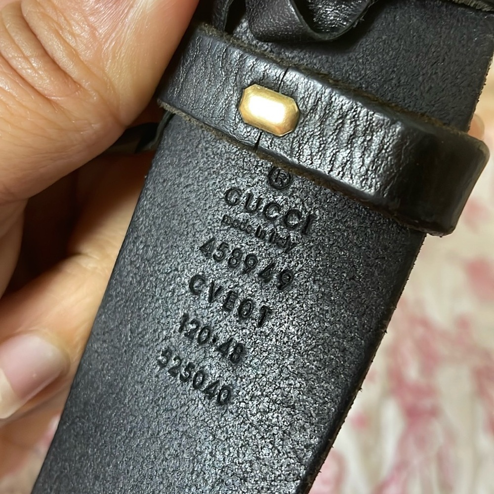 Gucci men belt used